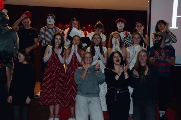 XXI laidos abiturientų Šimtadienis