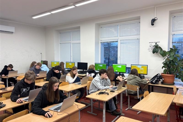 „Laisvės“ gimnazijoje – Saugaus interneto savaitė